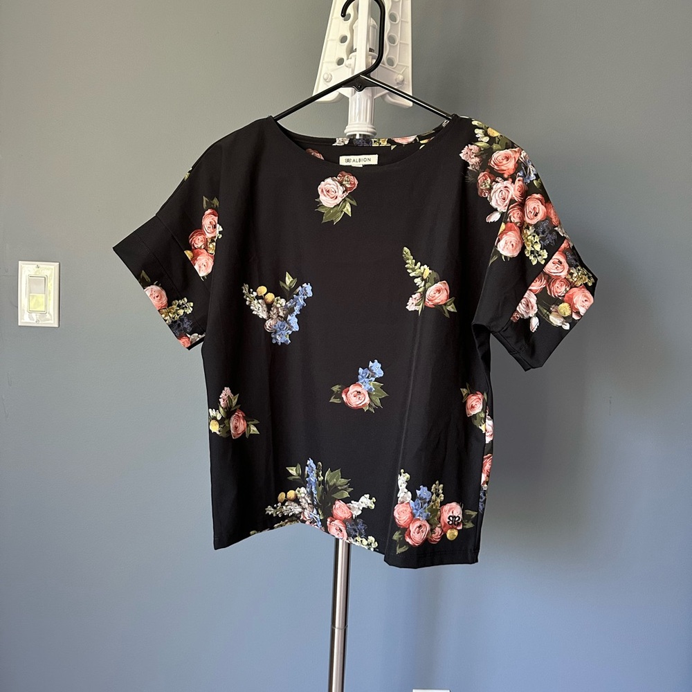 Albion Boss Crop Tee - XS